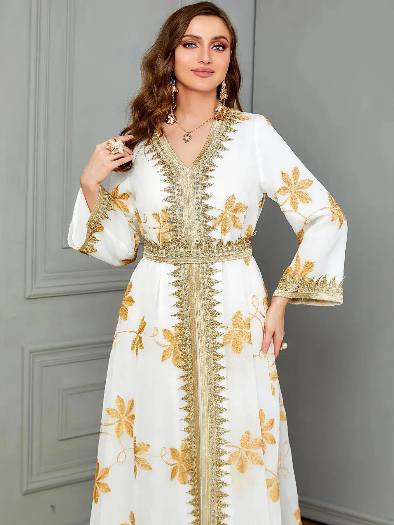 Caftan Blanc et Doré